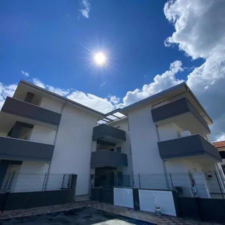 Al Mare Apartment
