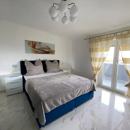 Al Mare Apartment *